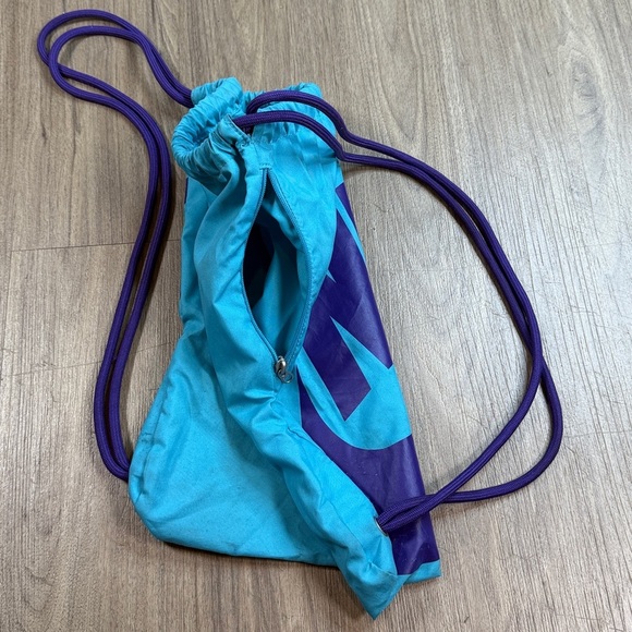 Nike Turquoise and Purple Drawstring Bag - Picture 3 of 5